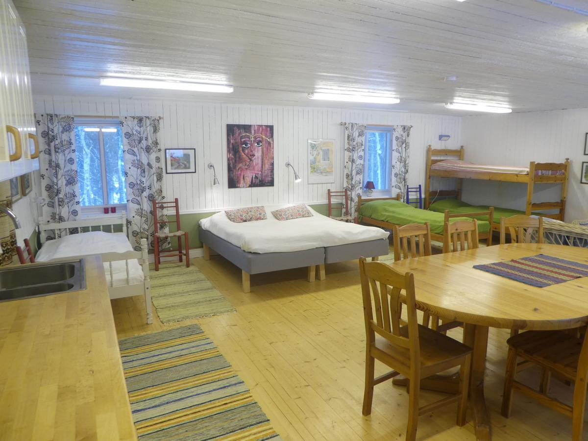 Praestmyrens Vandrarhem Ransäter Buitenkant foto